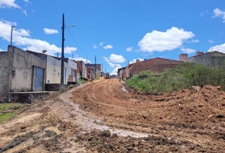Prefeitura de Lagarto da Início as obras de pavimentação de 5 ruas no Bairro Loiola