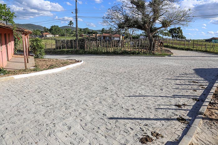 Prefeitura de Lagarto entrega primeira etapa do Calçamento no Povoado Rio Fundo