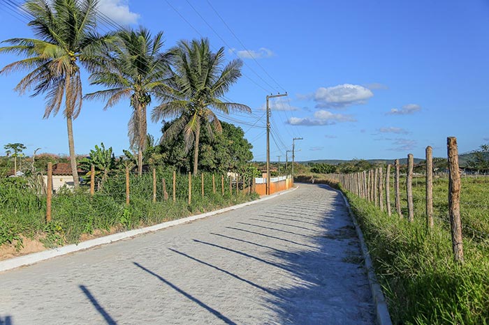 Prefeitura de Lagarto entrega primeira etapa do Calçamento no Povoado Rio Fundo