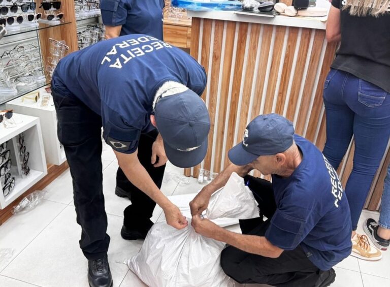 Centenas de óculos são apreendidos em operação de combate à pirataria em Aracaju