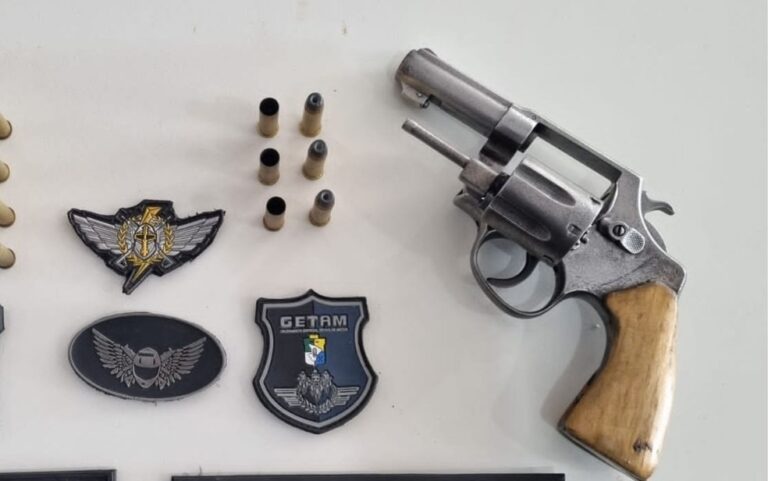 Arma é apreendida com homem que morreu em confronto com a Polícia Militar em Itabaiana. — Foto: PMSE