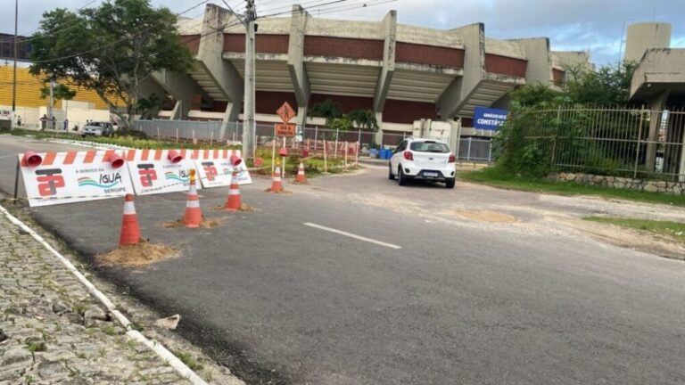Obra na Avenida Anísio Azevedo altera trânsito por 10 dias em Aracaju