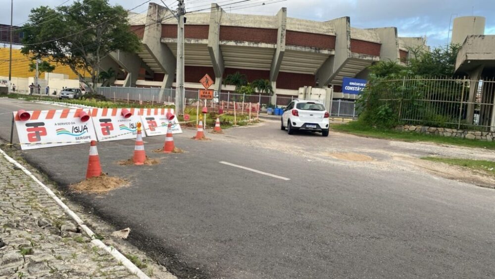 Obra na Avenida Anísio Azevedo altera trânsito por 10 dias em Aracaju