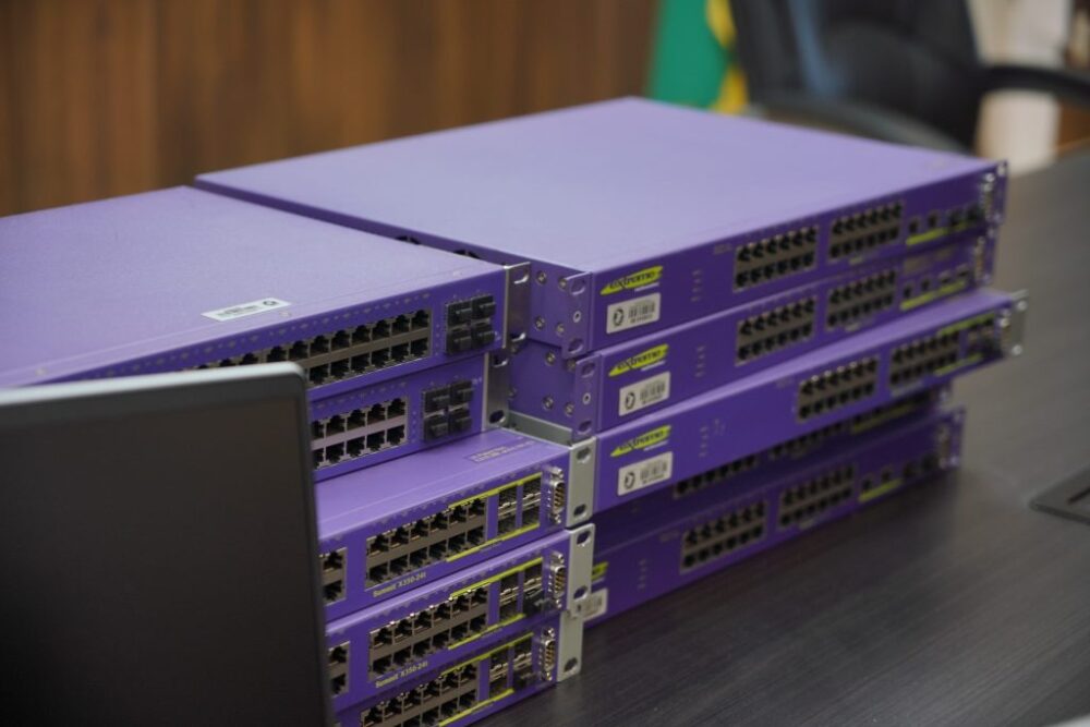 MPSE entrega equipamentos à UFS e fortalece parceria voltada à inovação