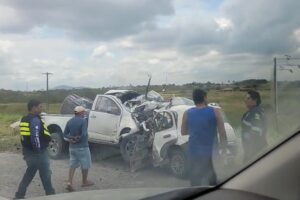 Colisão envolvendo dois veículos deixa três mortos e dois feridos na BR-235 em Itabaiana