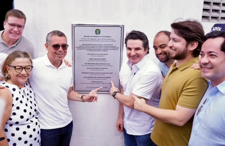 Parceria entre Gustinho Ribeiro e Fábio Mitidieri leva água, estrada e desenvolvimento ao Alto Sertão sergipano