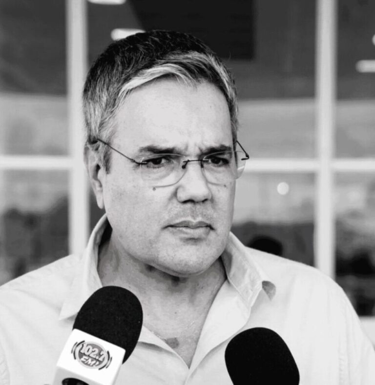 Sérgio Reis repete o padrão de culpar secretários para camuflar problemas de sua péssima administração.