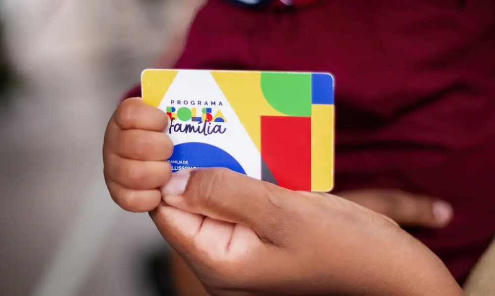 Empréstimo para beneficiários do Bolsa Família: ainda é possível solicitar?