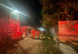 Casa desaba na Zona Norte de Aracaju