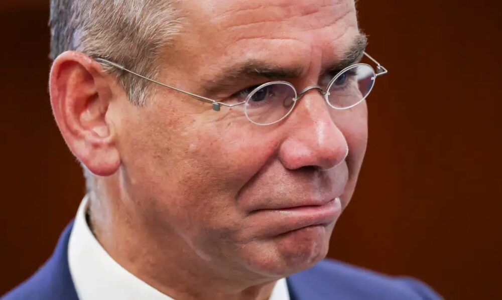 Troca de advogado de Vorcaro sinaliza possível delação premiada