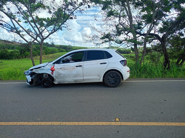 Colisão entre carro e motocicleta deixa homem morto na SE-245, em Riachuelo