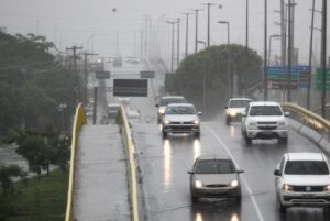 Alerta de chuvas moderadas a intensas em Sergipe é renovado até terça (31)