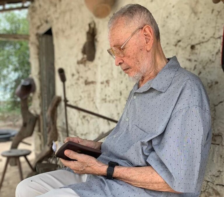 Frei Enoque morre aos 84 anos em hospital particular de Aracaju