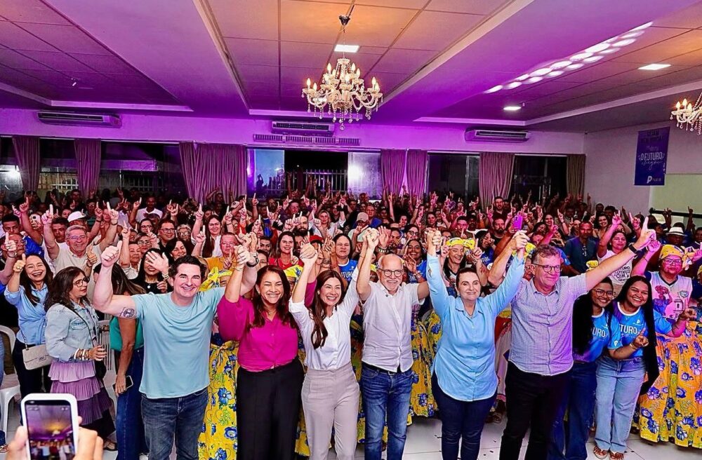 Hilda recebe Mulheres Progressistas, lota espaço em grande ato do partido e oficializa pré-candidatura a deputada estadual por Sergipe