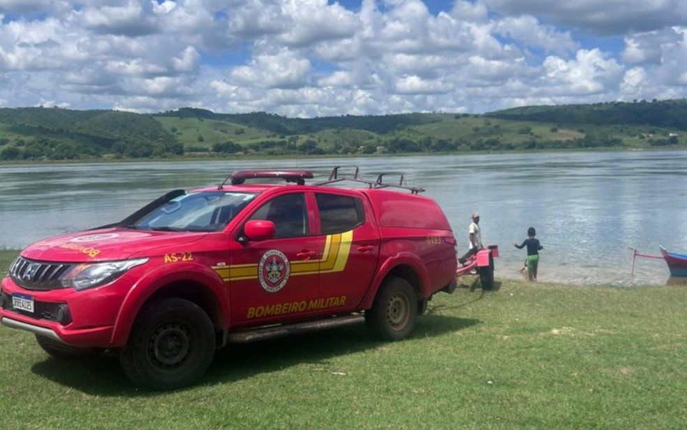 Jovem de 21 anos desaparece após ser levado pela correnteza de rio em Gararu