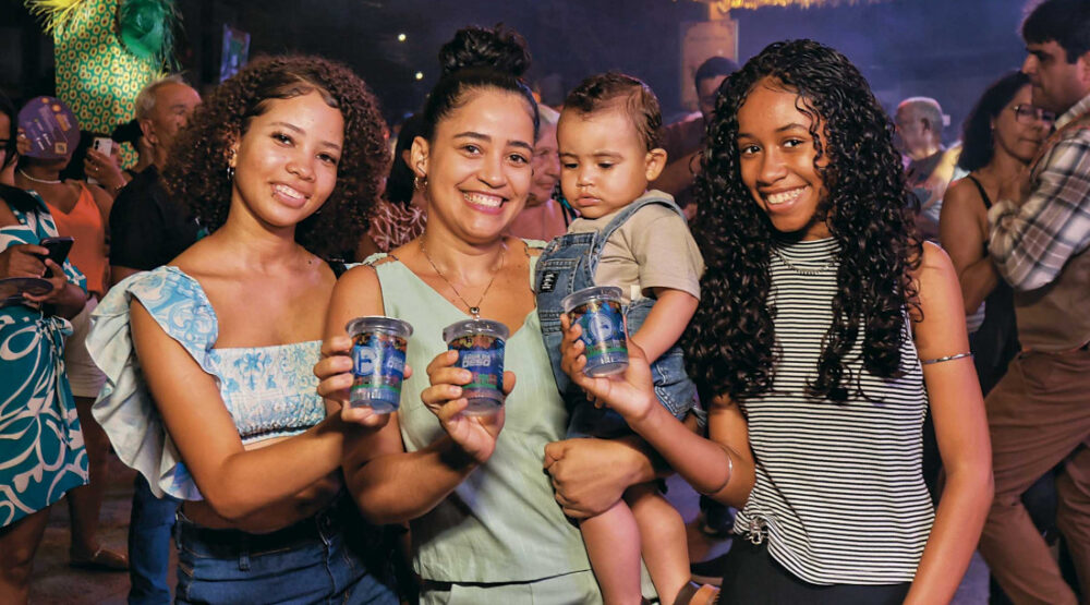 Deso promove ação de hidratação na abertura oficial dos festejos juninosem Aracaju