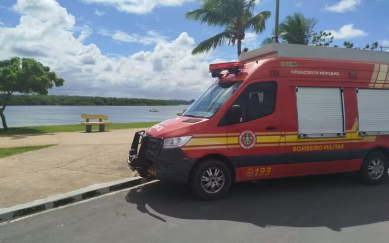 Pescador morre após cair no Rio Vaza-Barris em Aracaju