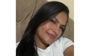 Mulher morre no hospital após ser agredida com barra de ferro em Poço Redondo; ex-companheiro foi preso