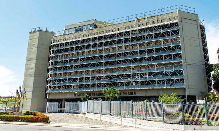 Governo decreta ponto facultativo na segunda-feira (29) a partir das 12h