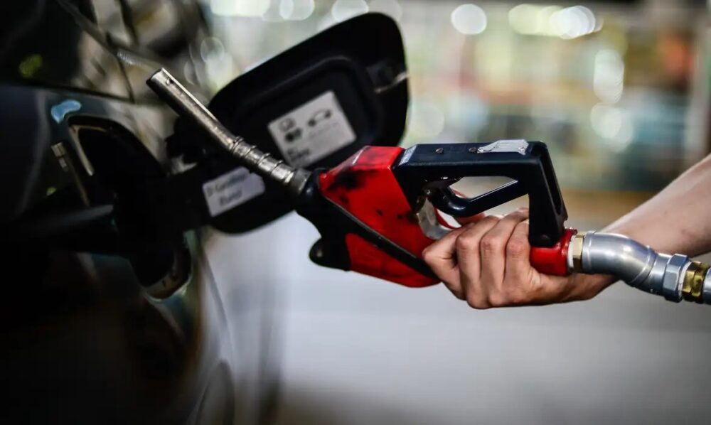 Governo prevê aumento de etanol na gasolina de 30% para até 32%