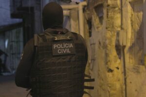 Homem investigado por extorquir comerciante durante assalto é preso em Socorro