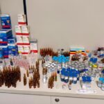 Técnica de enfermagem é presa suspeita de desviar remédios e insumos de hospital em Sergipe