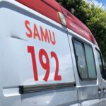Passageira de motocicleta fica gravemente ferida após acidente com caminhão em Aracaju
